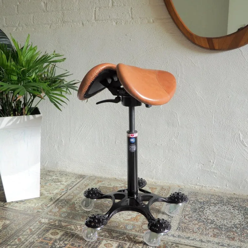 Salli Fully Customizable Saddle