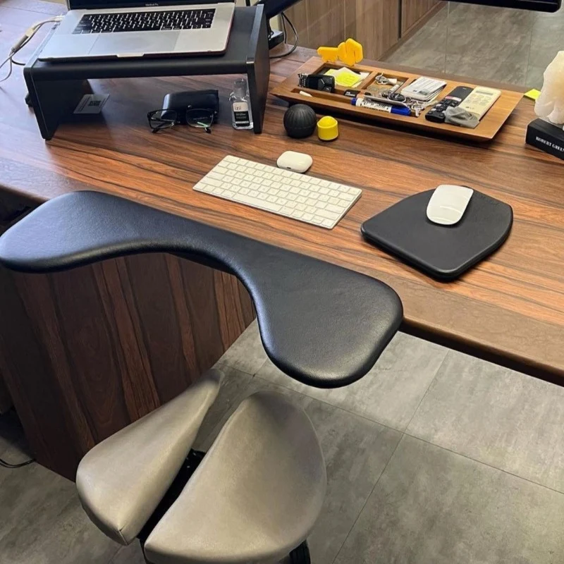 Salli Fully Customizable Saddle