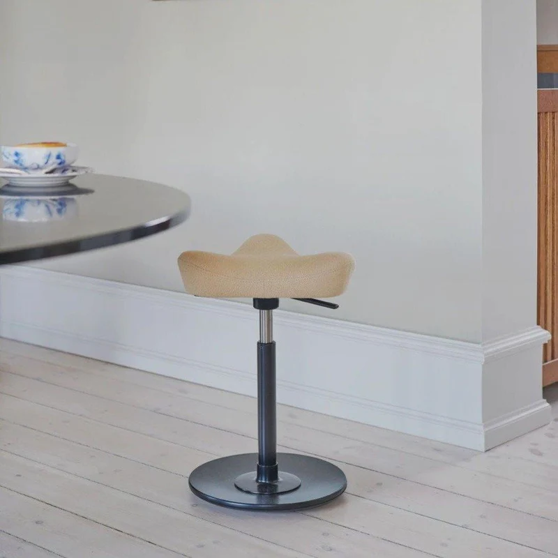 Move Stool