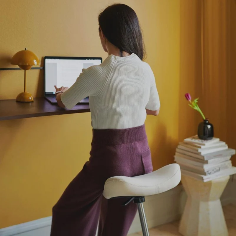 Move Stool