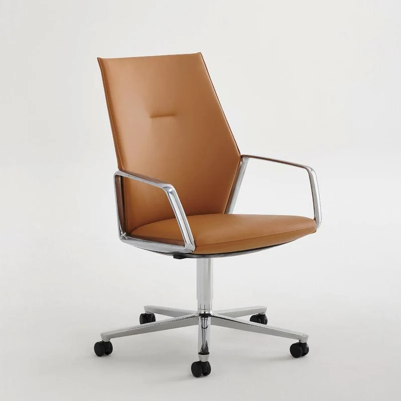 M75 Active Chair