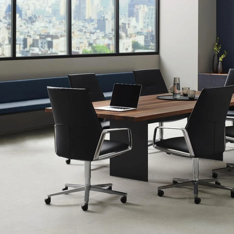 M75 Active Chair