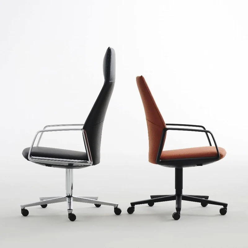 M75 Active Chair
