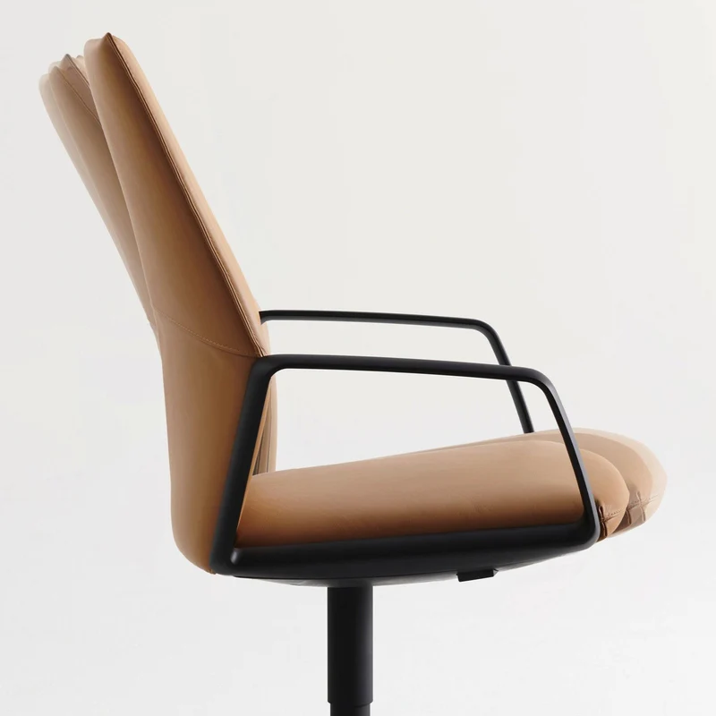 M75 Active Chair