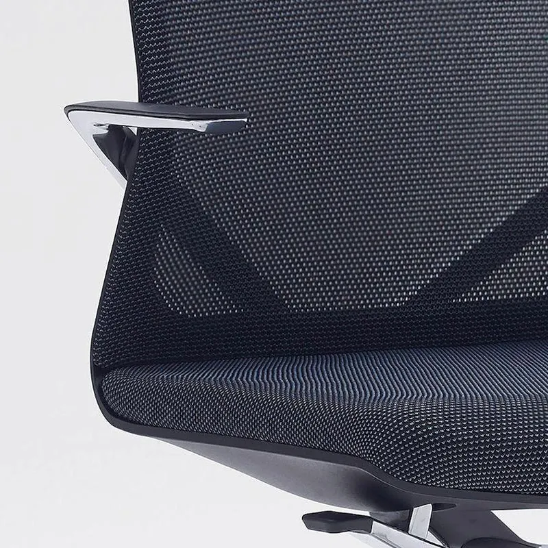 Linq Chair