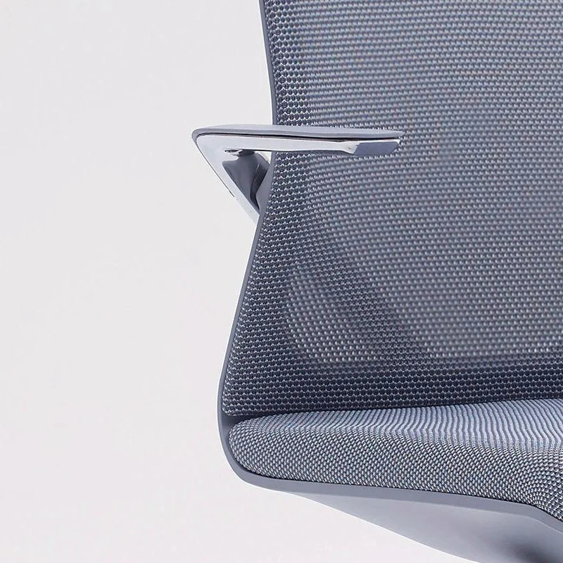 Linq Chair