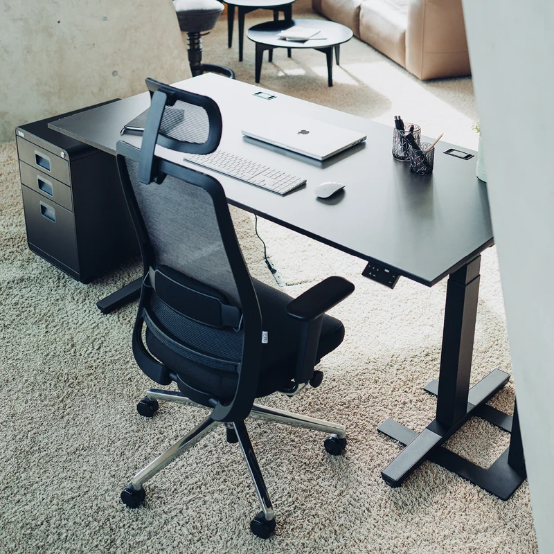 Desk Expert - Höhenverstellbarer Schreibtisch