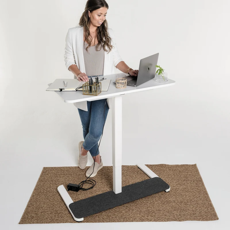 Desk One - Stehpult elektrisch höhenverstellbar