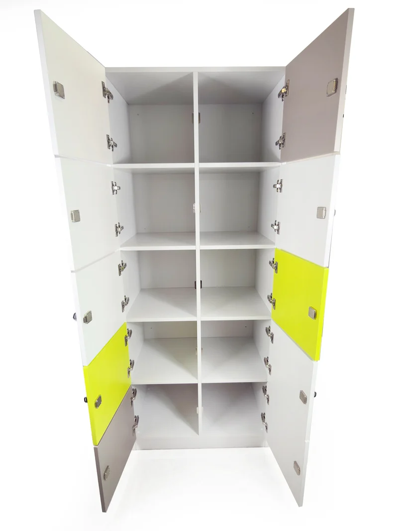 Lockerschrank mit Whiteboard-Rückwand