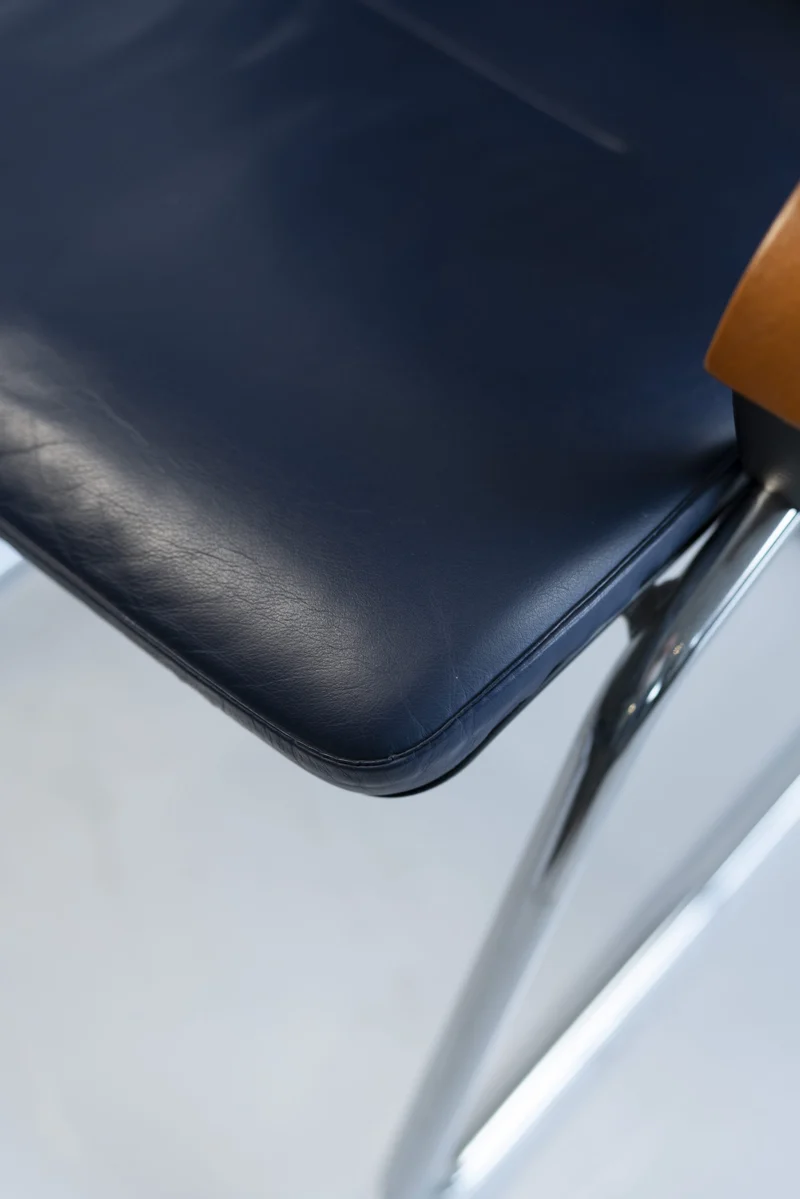 SEDUS - WI-230 Freischwinger