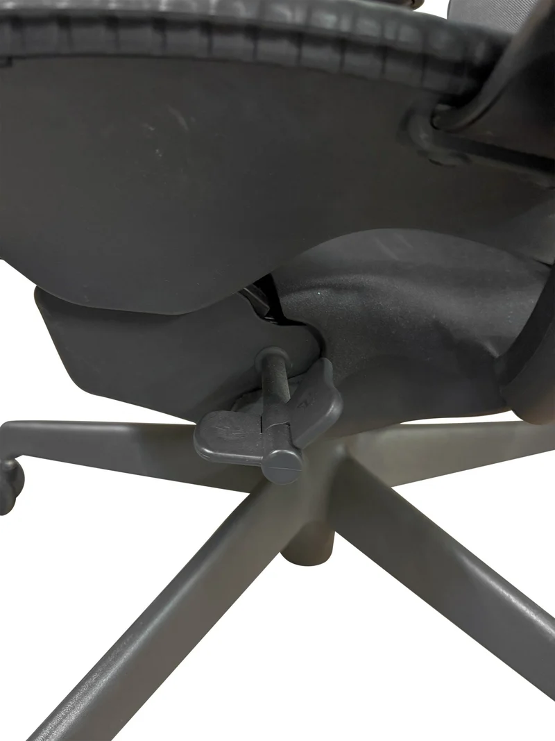 Herman Miller Mirra (V1) Chair