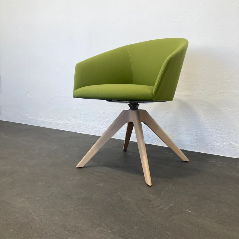 Andreu World Brandy SO2997 Armchair