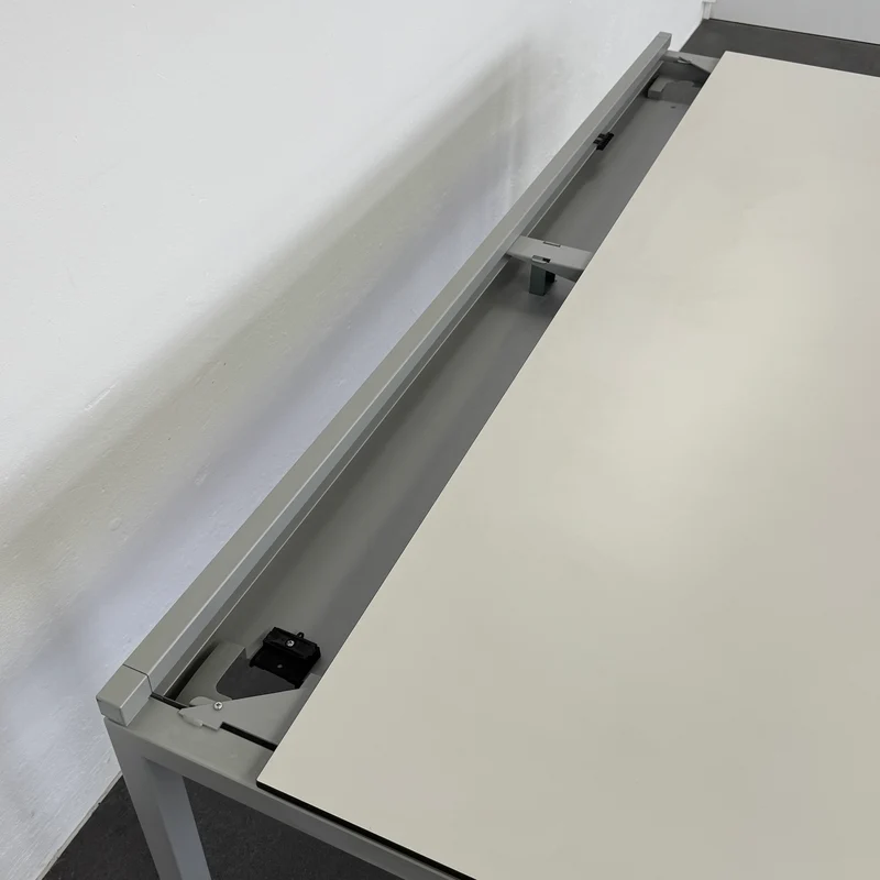 Lista Office Motion Schreibtisch HPL Kieselgrau/Silbergrau - 2000x800 mm