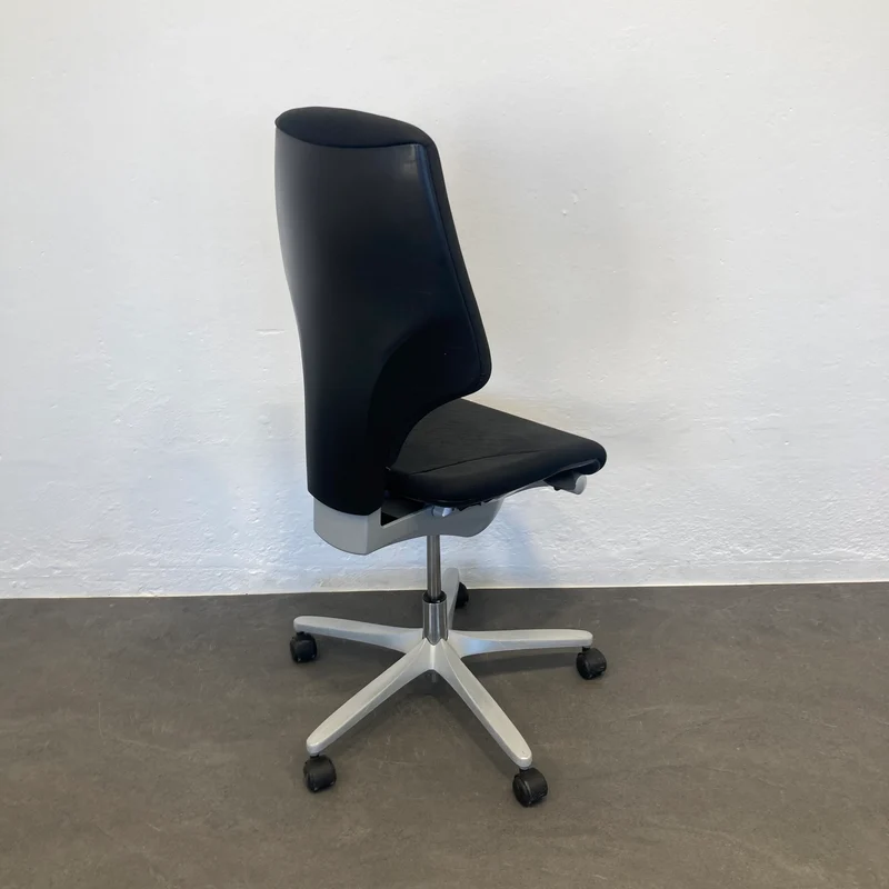Giroflex G64 Bürodrehstuhl schwarz gemustert ohne Armlehnen