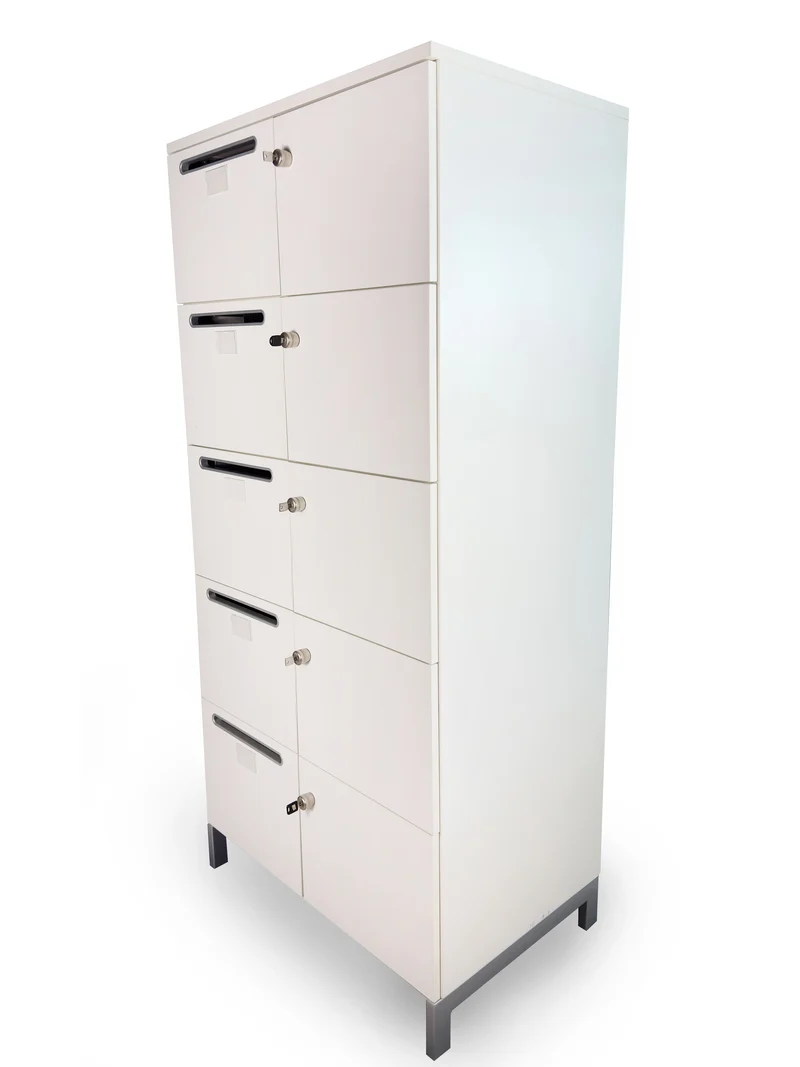 Lockerschrank