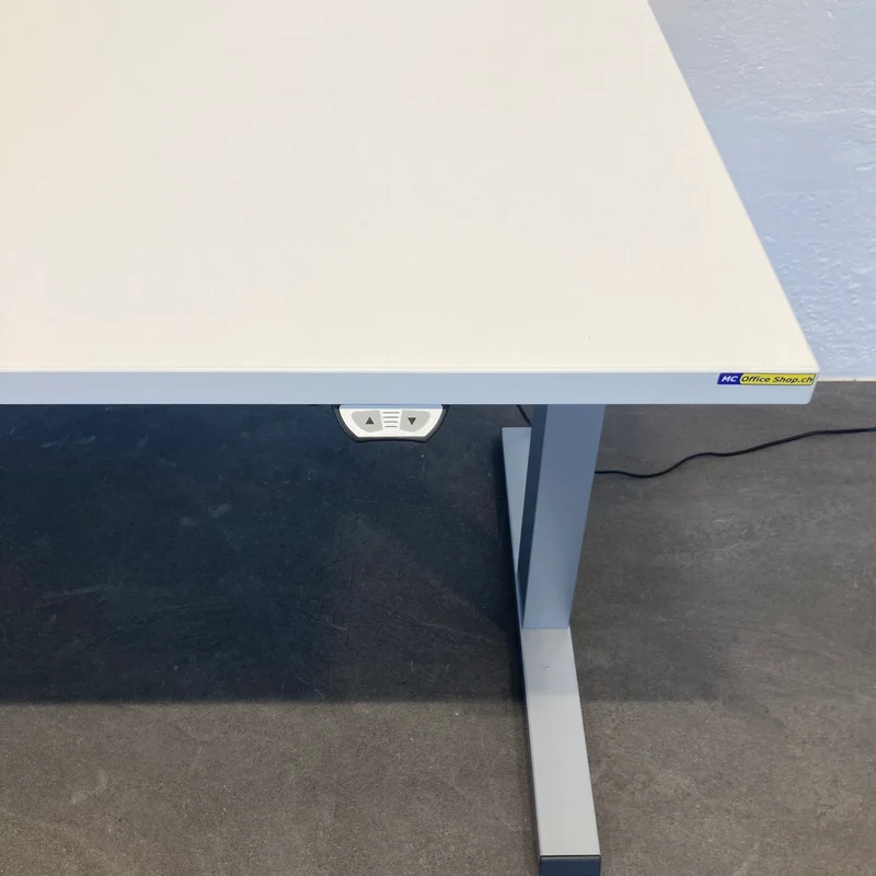 Steelcase Solo Sitz-Steh Schreibtisch 1600x800mm - Lichtgrau Hell