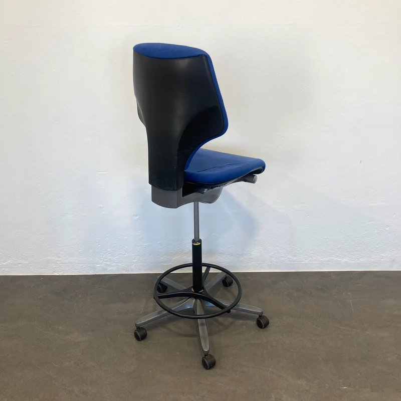 Giroflex G64 Counter Drehstuhl blau gemustert