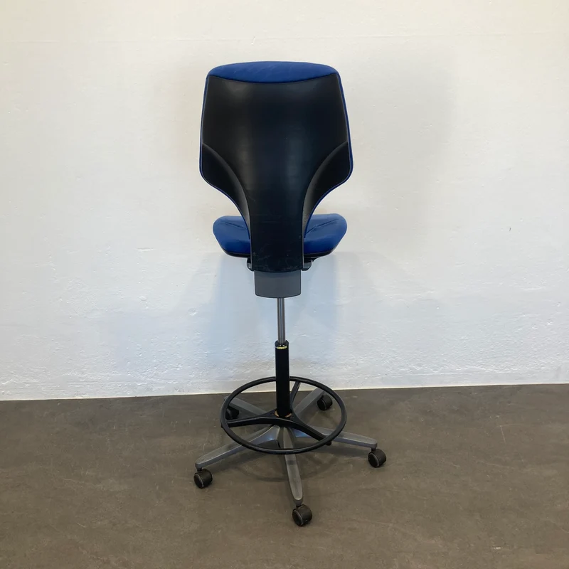 Giroflex G64 Counter Drehstuhl blau gemustert