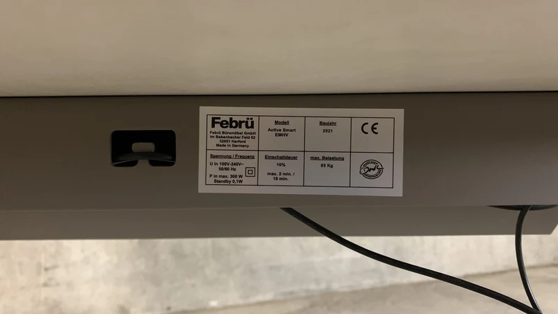 Febrü - Active elektrisch höhenverstellbarer Schreibtisch