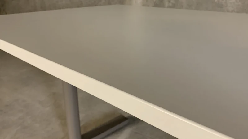 Febrü - Active elektrisch höhenverstellbarer Schreibtisch