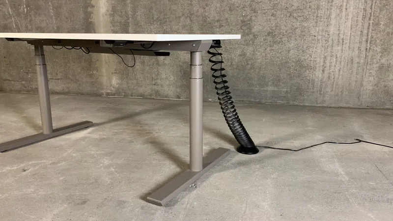 Febrü - Active elektrisch höhenverstellbarer Schreibtisch