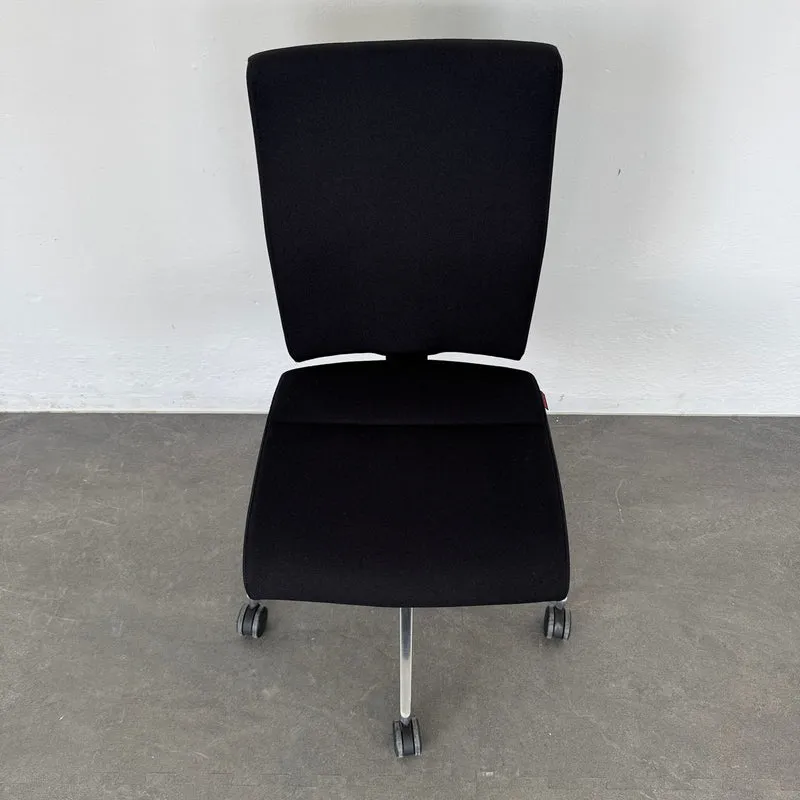 Züco Cubo Bürodrehstuhl - Schwarz ohne Armlehnen - Kurze Rückenlehne