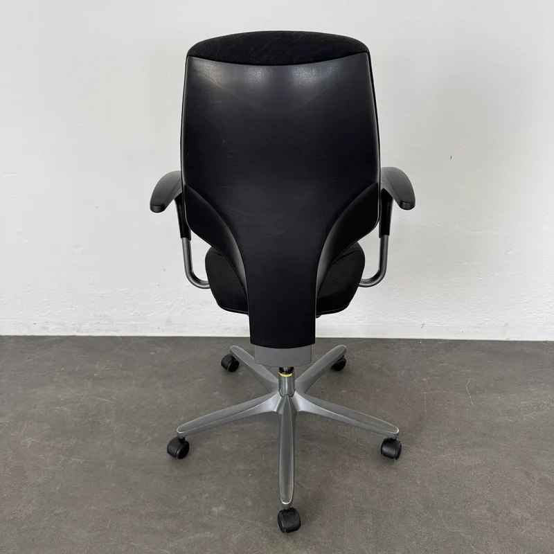 Giroflex G64 Bürodrehstuhl Armlehnen höhenverstellbar - Schwarz gemustert