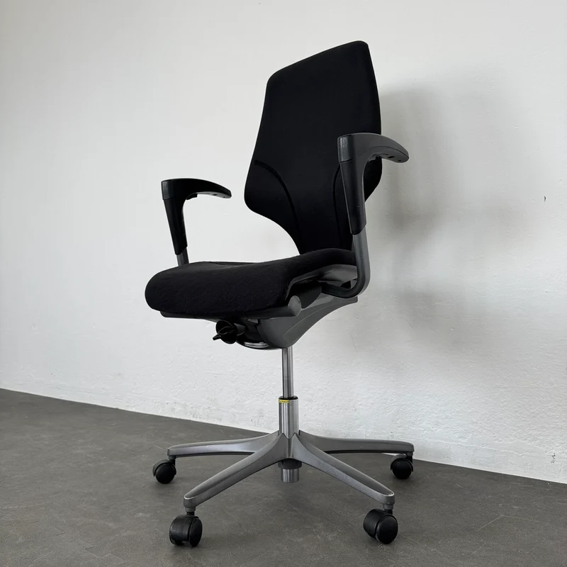Giroflex G64 Bürodrehstuhl Armlehnen höhenverstellbar - Schwarz gemustert