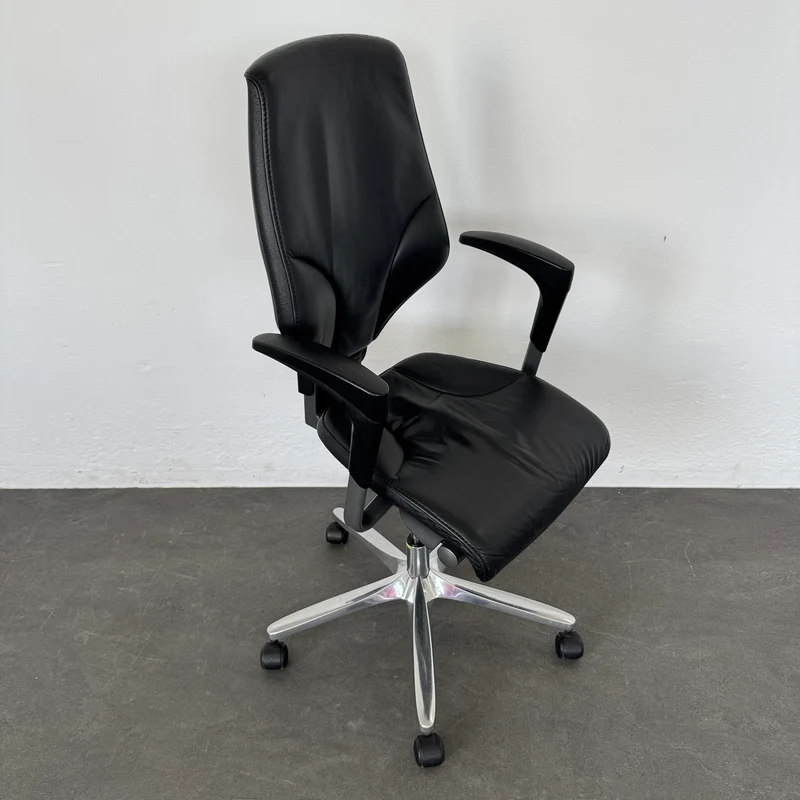 Giroflex G64 Bürodrehstuhl Leder Schwarz