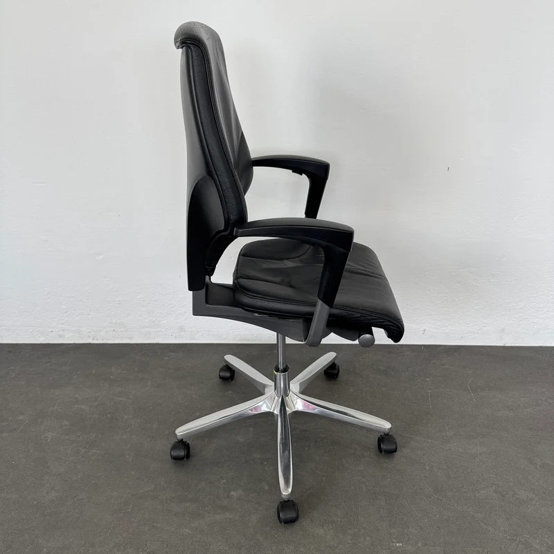 Giroflex G64 Bürodrehstuhl Leder Schwarz
