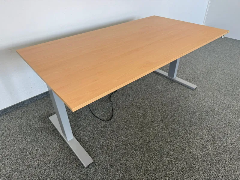 Interoffice Extend Sitz-Steh Schreibtisch 1800x1000 mm Buchendekor