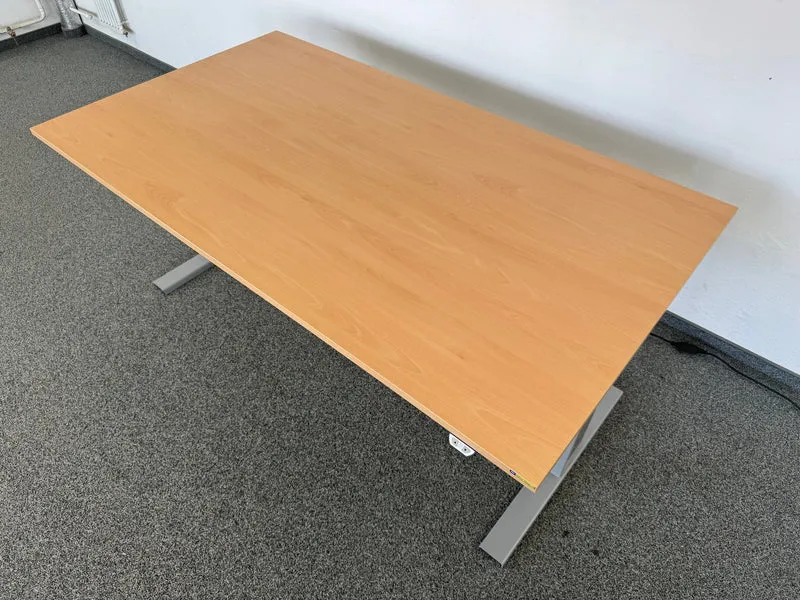 Interoffice Extend Sitz-Steh Schreibtisch 1800x1000 mm Buchendekor
