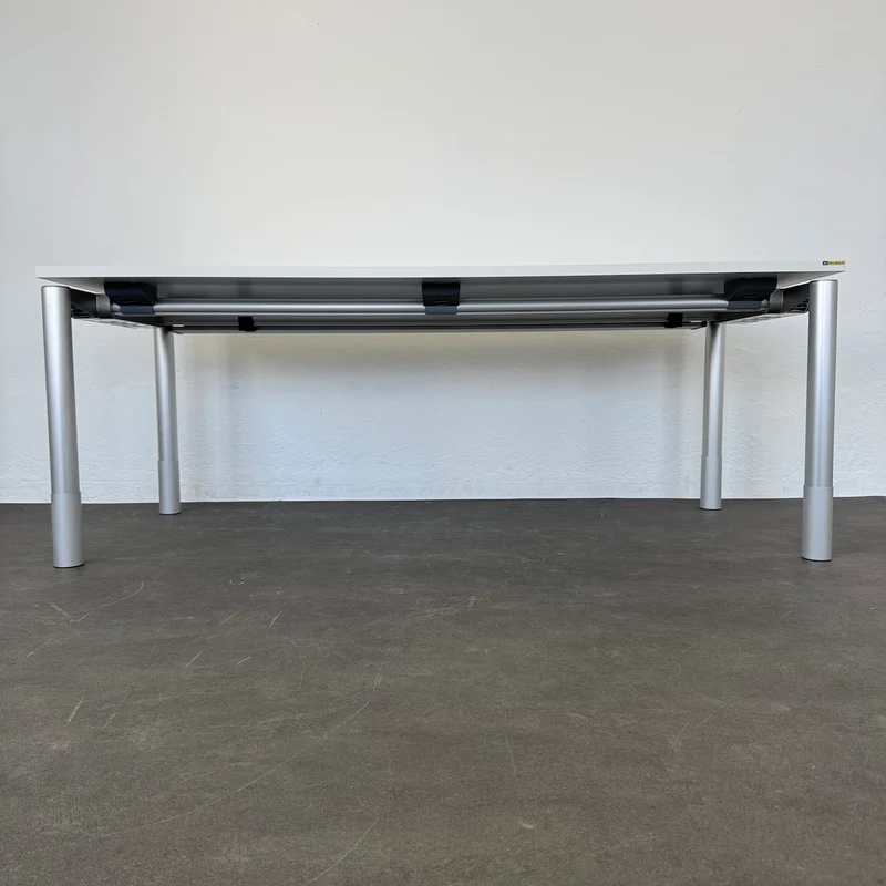 HAWORTH Fifty Schreibtisch 1800x800mm - Lichtgrau