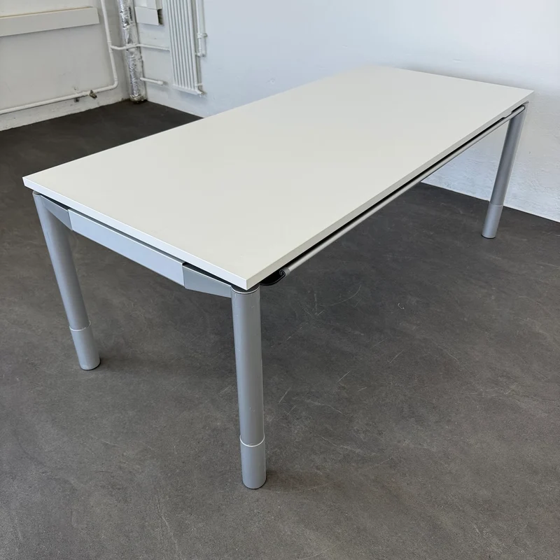 HAWORTH Fifty Schreibtisch 1800x800mm - Lichtgrau