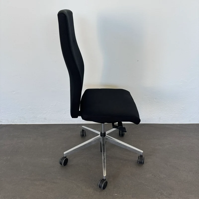 Züco Cubo Bürodrehstuhl - Schwarz ohne Armlehnen