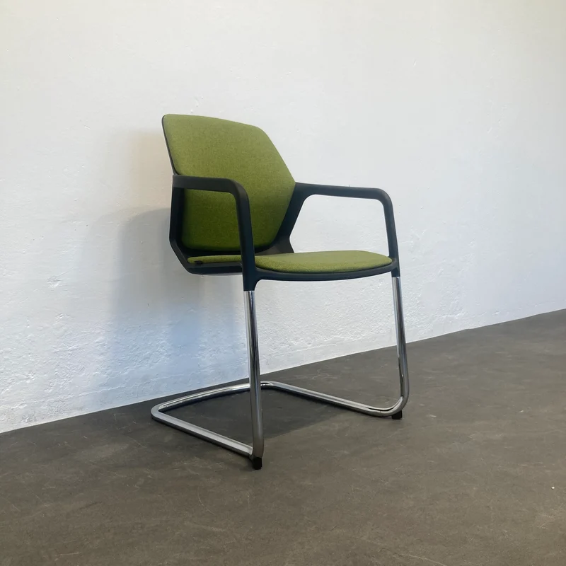Wilkhahn 186/3 Metrik Freischwinger Stoff Olivgrün