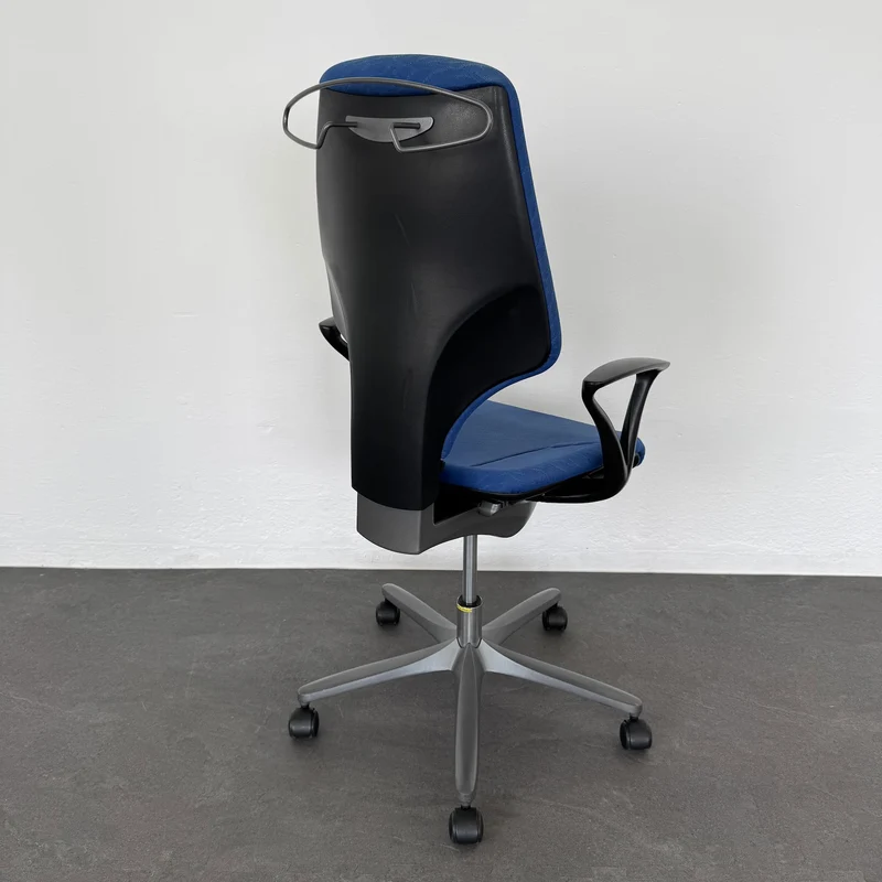 Giroflex G64 Bürodrehstuhl mit Armlehnen - Blau gemustert