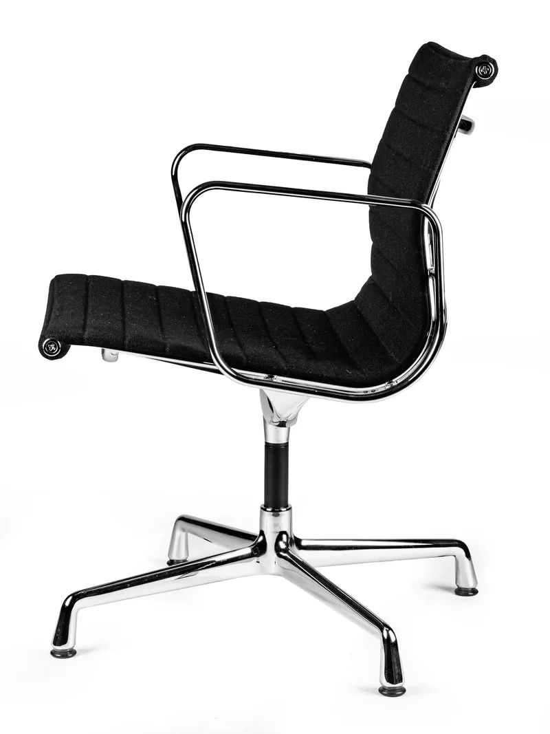 Vitra - Aluminium Chair EA108 Hopsak