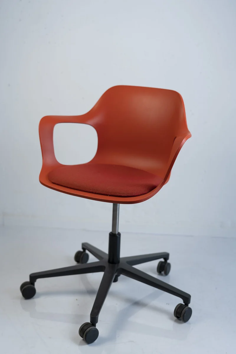 Vitra - HAL RE Armchair Studio