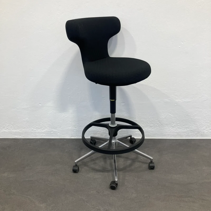 Vitra Pivot High Stool