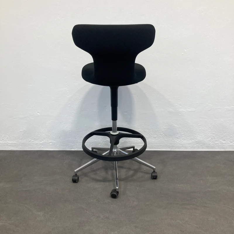 Vitra Pivot High Stool