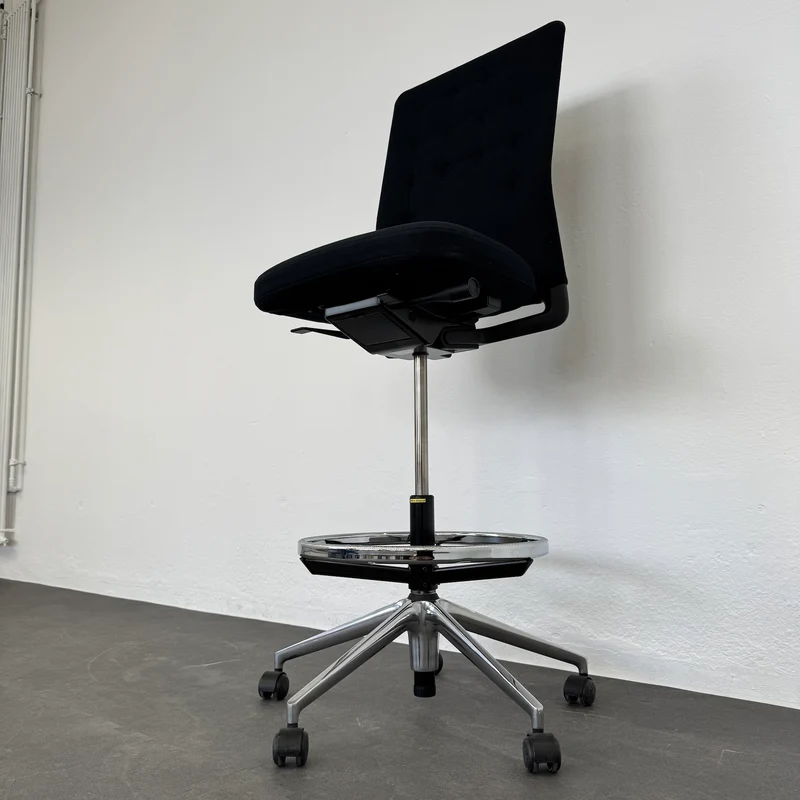 Vitra ID Trim Counter Drehstuhl
