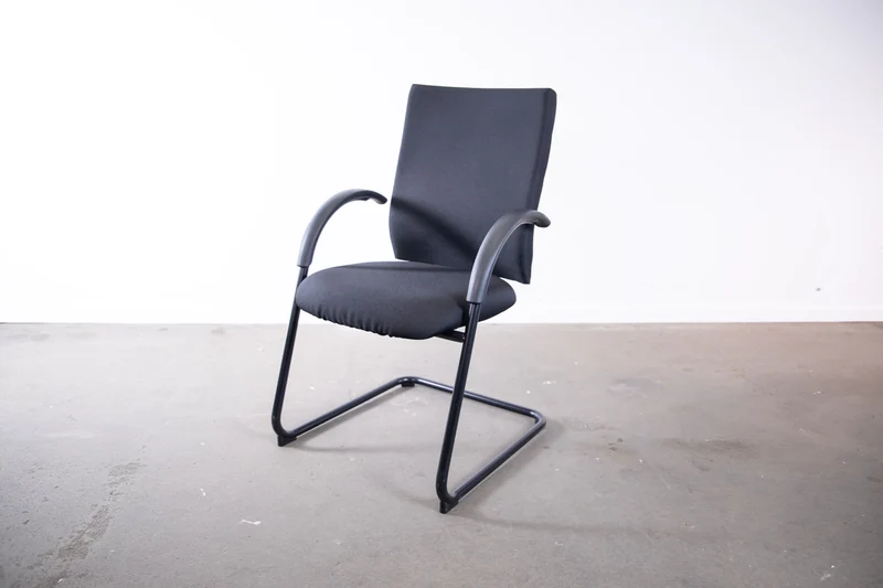 Dauphin - Adjust Freischwinger
