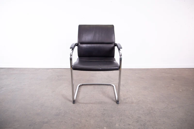SEDUS - open up modern classic Freischwinger