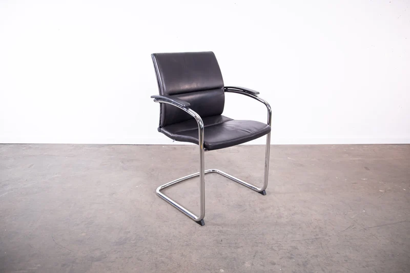 SEDUS - open up modern classic Freischwinger