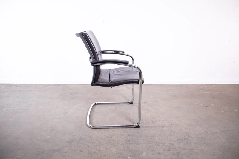 SEDUS - open up modern classic Freischwinger