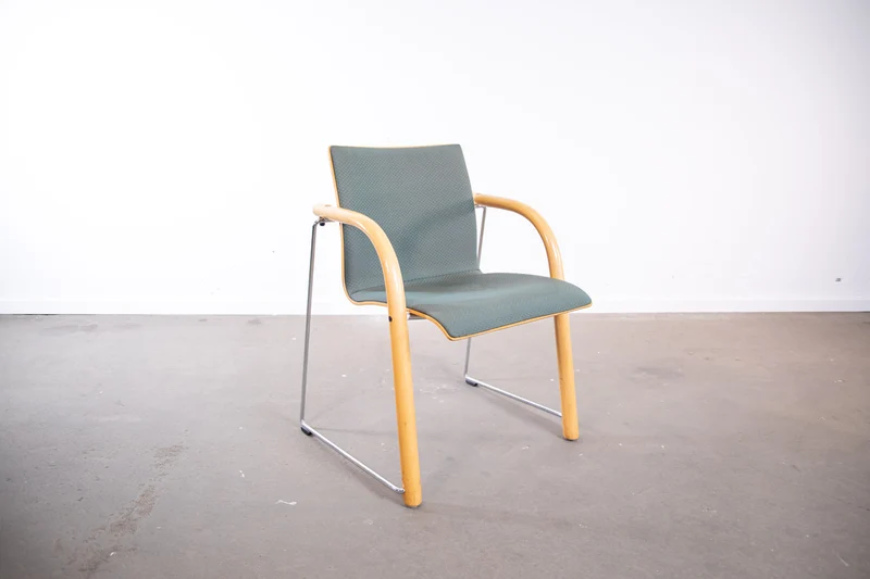 Thonet - S320 Besucherstuhl
