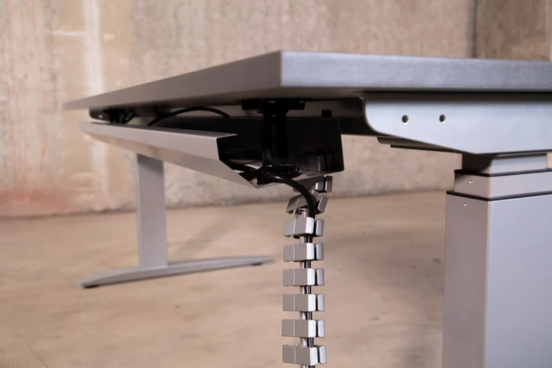 Vario - Stage elektrisch höhenverstellbarer Schreibtisch