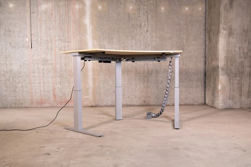 Kinnarps – Winkelkombination, elektrisch höhenverstellbarer Schreibtisch, 120 x 120 x 80 cm