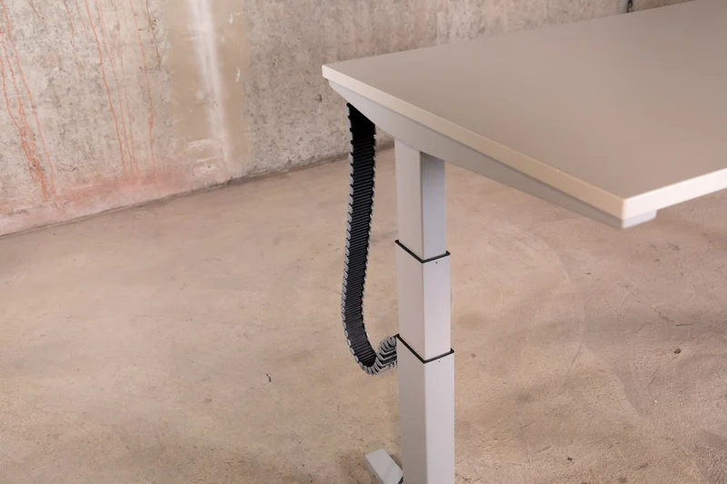 Steelcase - elektrisch höhenverstellbarer Schreibtisch